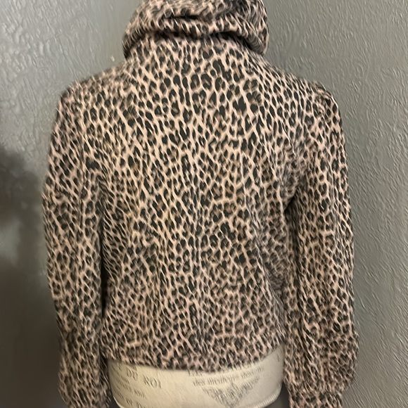 Anthropologie | t.la Weekender Leopard Sweatshirt W/Pink Strings - Picture 5 of 6